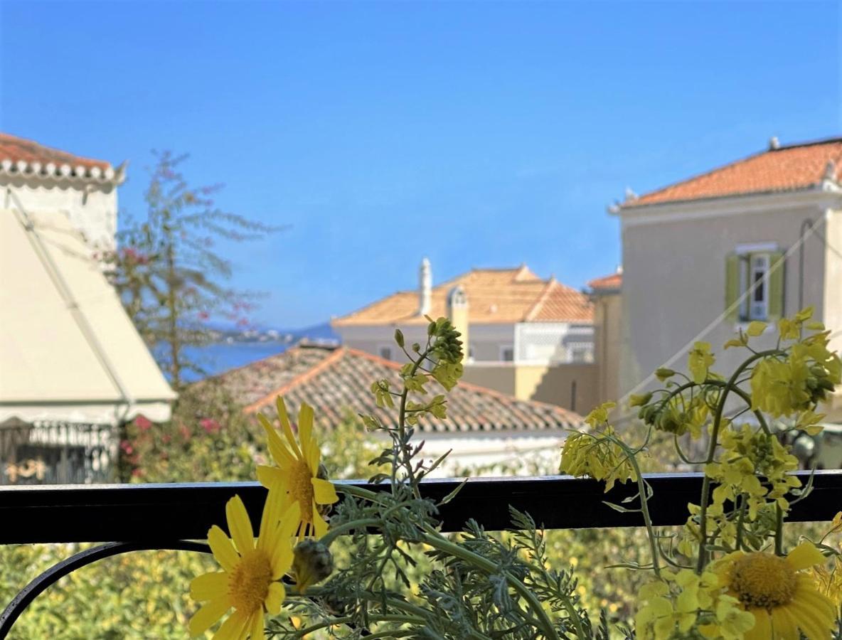 Summer House In Spetses Luaran gambar